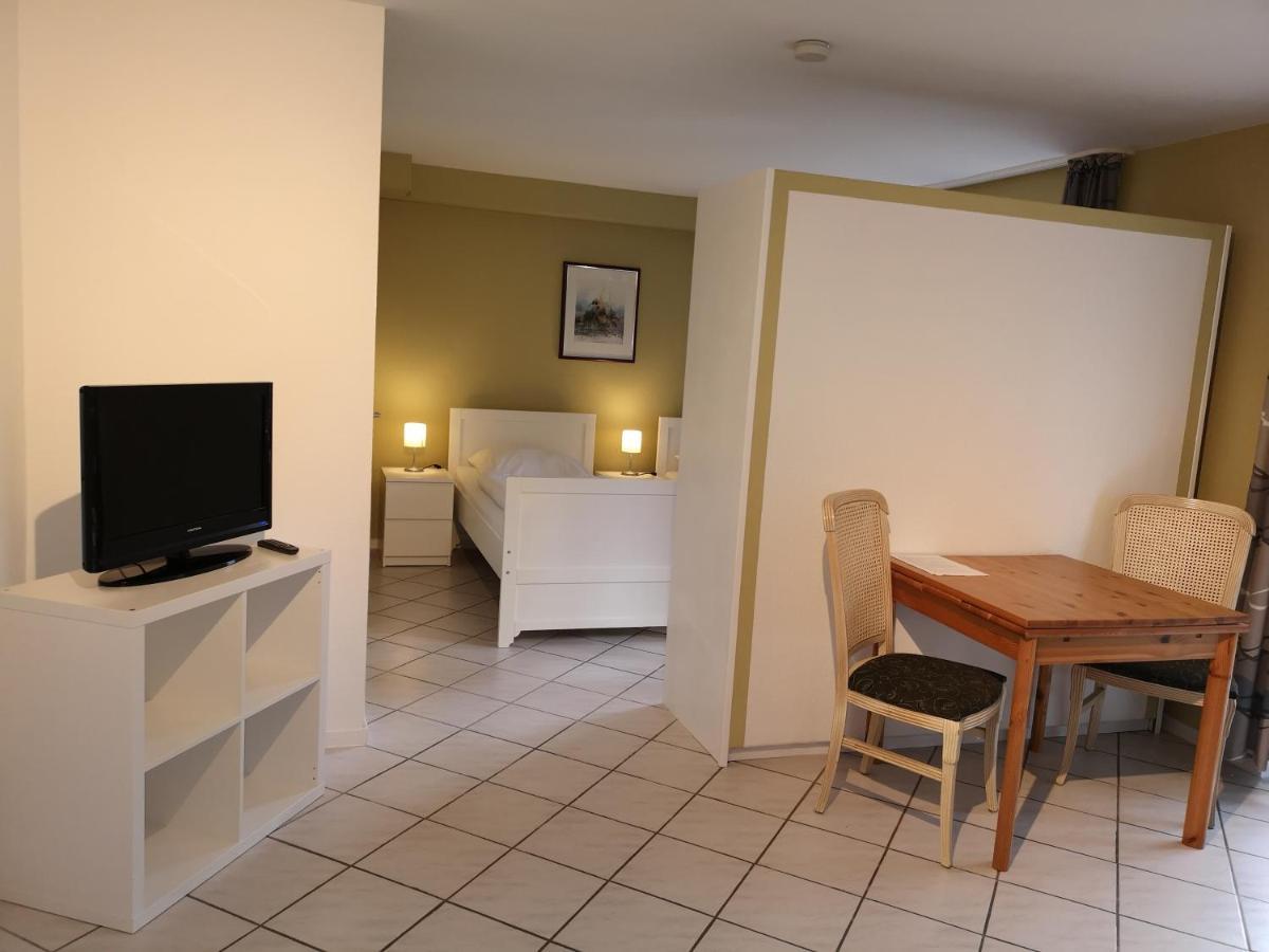 Pension Zur Post Eutin Exterior photo